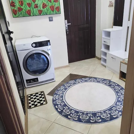 на център דירה *