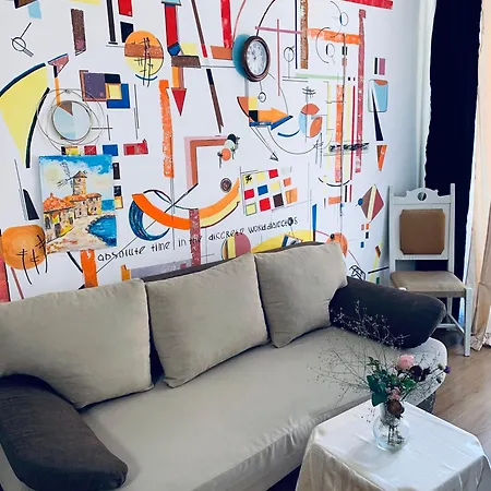 Appartement студия мир авангарда Slantchev Briag